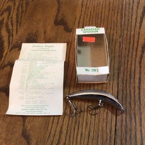 Señuelo de pesca vintage latón canadiense Wiggler #CW-2, stock nuevo antiguo en paquete abierto. - Imagen 1 de 12