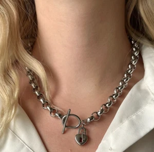 Halskette Schlüssel Schloss Edelstahl wasserfest massiv Geschenk Frau Freundin - Bild 1 von 7