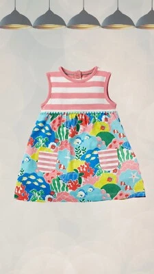 Ex Baby Boden ärmelloses bedrucktes Jerseykleid in Multi Coral Reef
