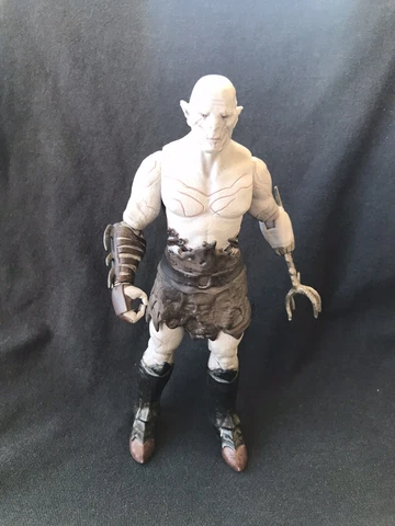 The Hobbit Desolation of Smaug 7” AZOG Action Figure The Defiler White Orc LOTR Cover