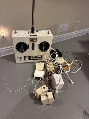 Working White Box Tower Hobbies Radio System For Balsa R/c Model Airplane - Image 1 of 4