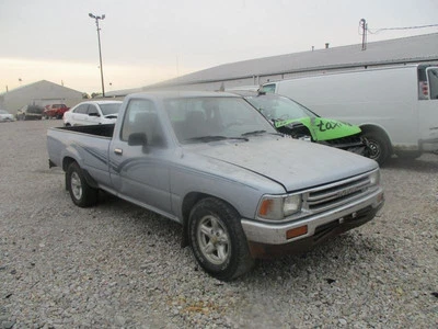 Compresor de aire acondicionado de 6 cilindros para camioneta Toyota 89-91 2705242 Foto 1 de 2