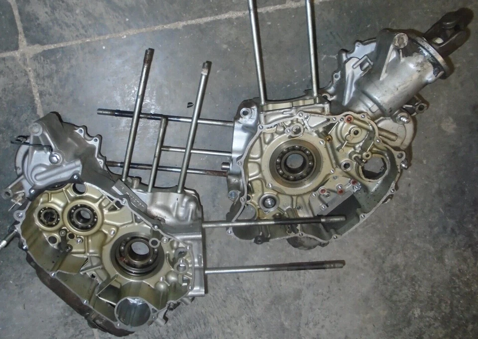 Yamaha XV750 XV 750 1992 Virago caja de motor carcasa manivela bloque de motor engranaje de transmisión Foto 1 de 4