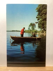 Dos hombres pescando: - Postal vintage - Imagen 1 de 3