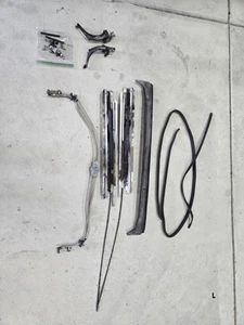 1994-01 Acura Integra DC2 Sunroof Bracket Cables Hardware Screws - Picture 1 of 6