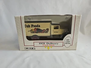 ERTL Cub Foods Grocery Store 1931 Delivery Truck Bank Die Cast 1/34 Scale #NC3 - Picture 1 of 4