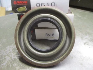 Three National 8610 Oil Seals Lot - Picture 1 of 3