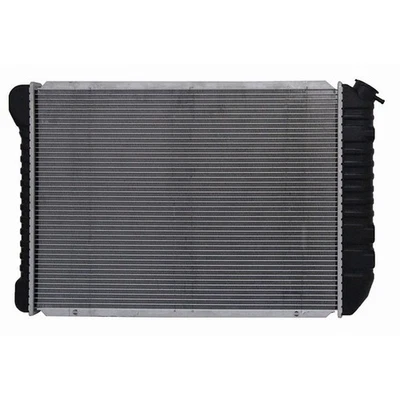 Radiador OSC 556 para modelos seleccionados de Ford Lincoln Mercury 80-93 Foto 1 de 4