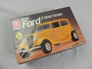 AMT # 6510 1934 Ford 2 Door Sedan Model Kit 1/15 Sealed Box 2 In 1 - Picture 1 of 8