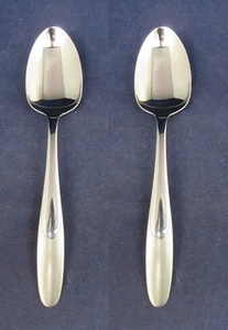 SET OF TWO - Oneida Stainless Flatware PARAMOUNT Serving Spoons - USA MADE - Picture 1 of 3