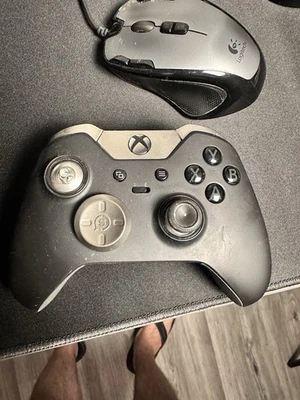 Controle Sem Fio Xbox One Elite - Preto com Scuf Paddles - Imagem 1 de 4