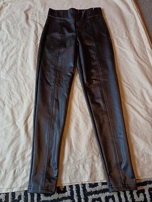 MARKS AND SPENCER SIZE 6 SHORT LEATHER LOOK BROWN LEGGINGS - Image 1 of 3