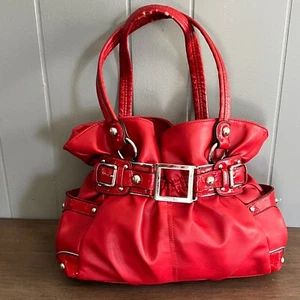 Bolso de Hombro Wilson Cuero Rojo con Cinturón Y2K Corazón Dije Moto Cartera Patente Borde - Imagen 1 de 15