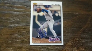 1992 UPPER DECK JEFF RUSSELL    AUTOGRAPHED BASEBALL CARD - Picture 1 of 2