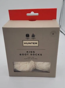 Hunter kids cable knit boot socks BNIB Size Small - White - Picture 1 of 3