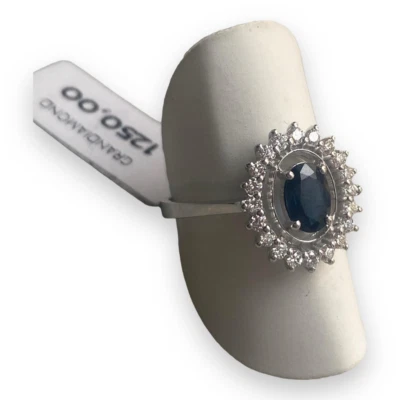 Anillo Princesa En Oro Blanco Con Zafiro y Diamantes - Imagen 1 de 4