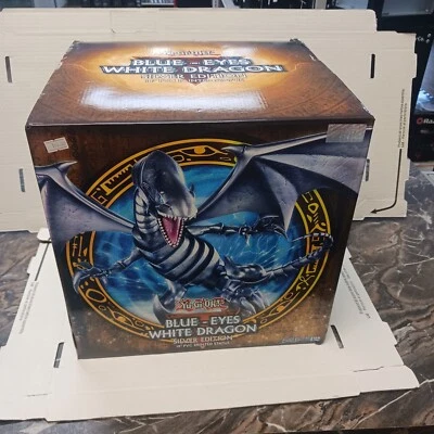 Yu-Gi-Oh! - Blue Eyes White Dragon 14" PVC Statue: SILVER EDITION - Image 1 of 4