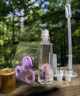 Young Living Oils AMETHYST 水晶滚珠玻璃瓶装套装 全新 — 第 1/2 张图片