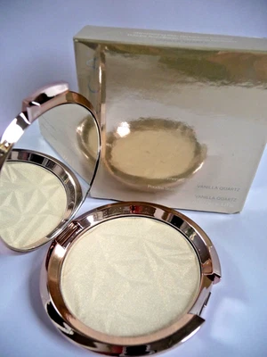 BECCA Shimmering Skin Perfector Pressed VANILLA QUARTZ Large 7g BNIB Highlight - Image 1 of 3