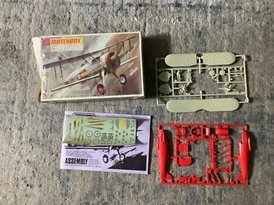 1/72 Scale Matchbox, Gloster Gladiator Airplane Model Kit #PK-8. Complete - Image 1 of 2