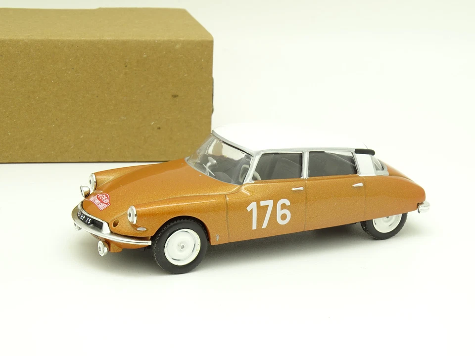 IXO SB 1/43 - CITROEN DS ID 19 RALLYE MONTE CARLO 1959 - Immagine 1 di 1