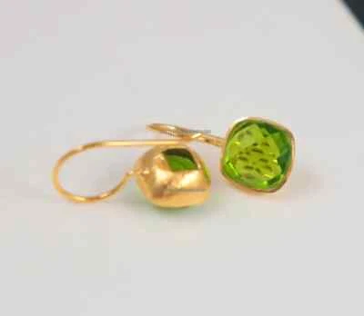 Peridot Quartz Earrings Cushion Gemstone Earrings Briolette Cut 10 MM - Image 1 of 4