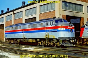 ORIGINAL SLIDE AMTRAK E8A 344 CHICAGO 1975 - Picture 1 of 1