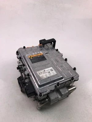 DE3779 KIA Inverter 36400-2B075 [1 OF THE CONNECTORS IS BROKEN] - Image 1 of 4