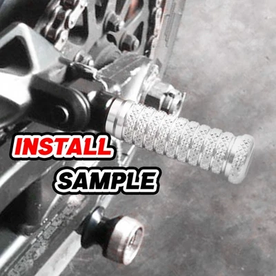 Clavijas delanteras plateadas CNC Rider empuñadura M para DUCATI Hypermotard 950/SP 19 20 21 Foto 1 de 4