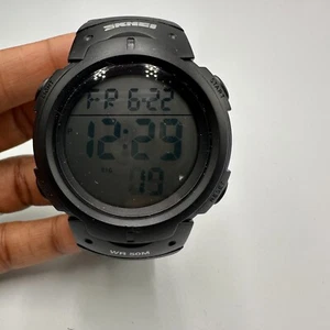 Skmei Digital Watch Men Black Round Chronograph 1068 Water Resistant Working - Picture 1 of 10