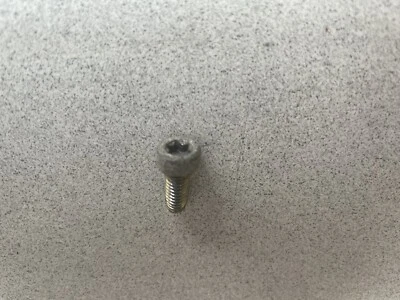 96-02 MERCEDES-BENZ E320 E430 W210 ~ TORNILLO CUBIERTA PLACA TRANSMISIÓN ~ A1409905801 Foto 1 de 3