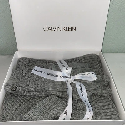 NEW Scarf  Hat Gloves Set Touch Gloves Beanie Hat Grey Waffle Knit Calvin Klein - Image 1 of 4