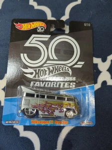 Hot Wheels 50 Favorites Volkswagen T1 Drag Bus - Picture 1 of 1