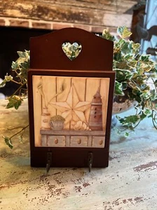 Wooden Hanging Display Wall Mail and key Holder Cut Out Heart and Hooks - Picture 1 of 13