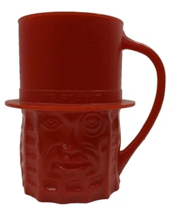 Taza de plástico roja Mr. Peanut jardineras vintage de 3,75" con mango - Imagen 1 de 7