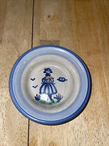 MA Hadley GIRL Small Bowl/Trinket Dish Hand Painted 4 1/2" - Picture 1 of 2