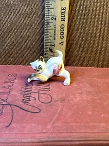 De colección Pequeña Miniatura, Gato Siamés Gatito Japón Porcelana Casa de Muñecas Hueso China - Imagen 1 de 8