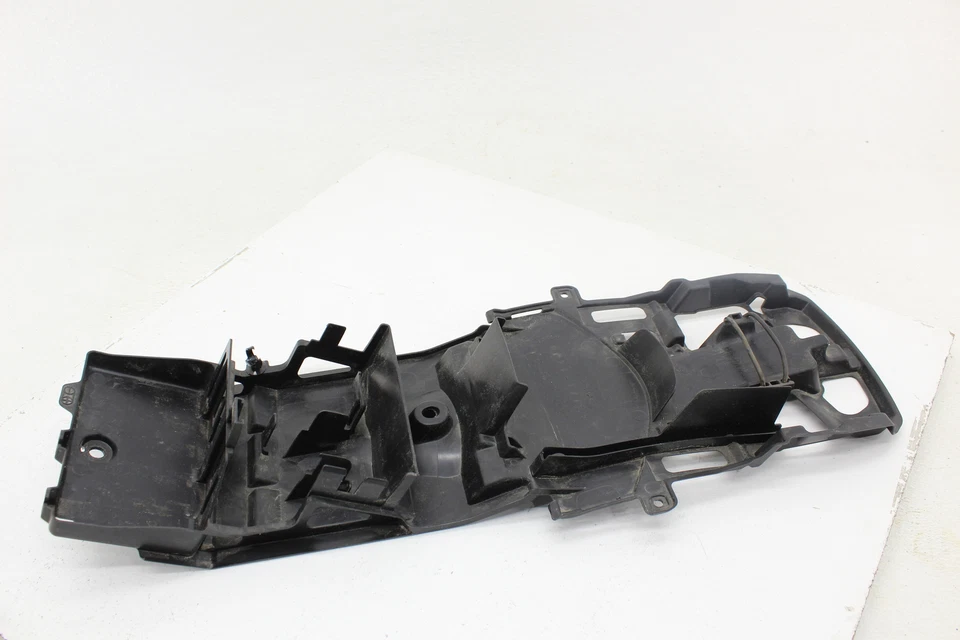 Bandeja de batería trasera de plástico para Suzuki GSXR600 GSXR750 2011-2025 Foto 1 de 4