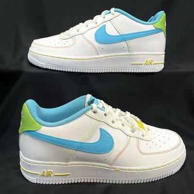 Nike Air Force 1 LV8 WCRD Blanco Azul Verde FJ4614-100 Talla 5.5 Juvenil Mujer 7 NUEVO Foto 1 de 4