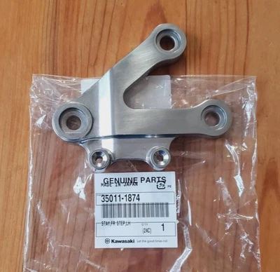 Kawasaki Left Foot Peg Step Mount Stay Ninja ZX6R ZX9R ZX-6R ZX-9R ZZR600 - Image 1 of 4