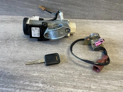 2006-2008 Auto Nissan 350Z Coupe Ignition Switch And Door Lock W/ Key - Image 1 of 4