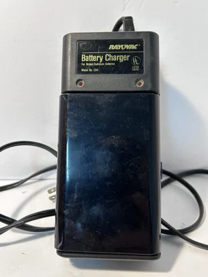 Зарядное устройство для аккумулятора Rayovac модель No CH4 для никель-кадмиевых аккумуляторов протестировано работает - Изображение 1 из 4