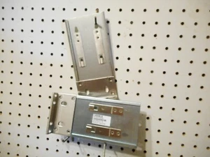 LOTE DE 5 PARES DE SOPORTES DE MONTAJE EN RACK 4U ASY-00920-04 AO FOXCONN - Imagen 1 de 3