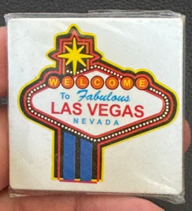Las Vegas Willkommensschild Souvenir Kühlschrank Kühlschrankmagnet 2" NEU/VERSIEGELT - Bild 1 von 2