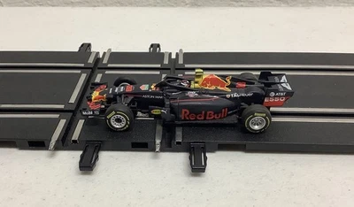 Carrera 64144 Red Bull Racing RB14 M. Verstappen #33 GO!!! Coche Ranura Analógico Foto 1 de 4