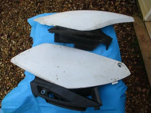 Yamaha YZ250F 2012 placas laterales - Imagen 1 de 6