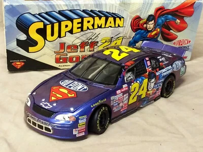 Vintage NASCAR #24 Jeff Gordon Dupont Superman 1999 Monte Carlo - Imagem 1 de 4