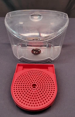 KEURIG K-Compact K35 Red Drip Tray and Water Reservoir Foto 1 de 4