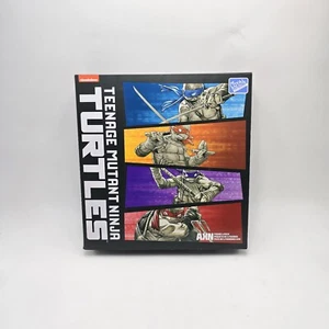 BST AXN TMNT Comic Black & White 4-Pack SDCC 2023 Exclusive New Slight Box Dmg - Picture 1 of 4