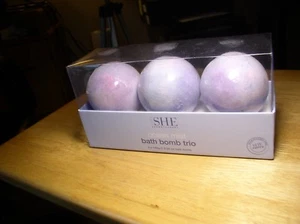 SHE AROMATHERAPY Ocean Mist BATH BOMB TRIO 3 EA in box - Picture 1 of 4
